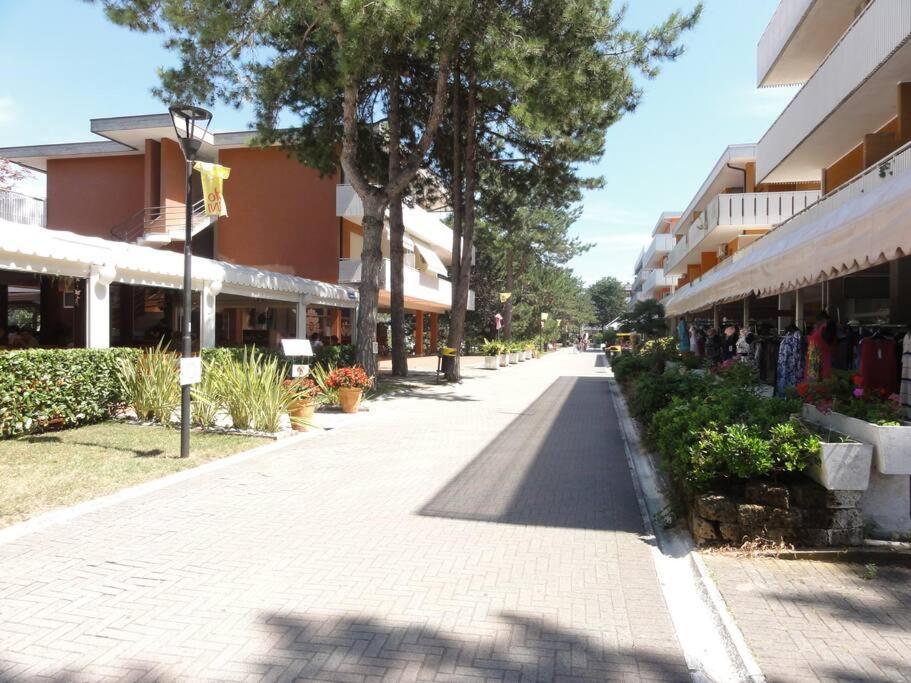Silva - Appartamento Bibione Esterno foto